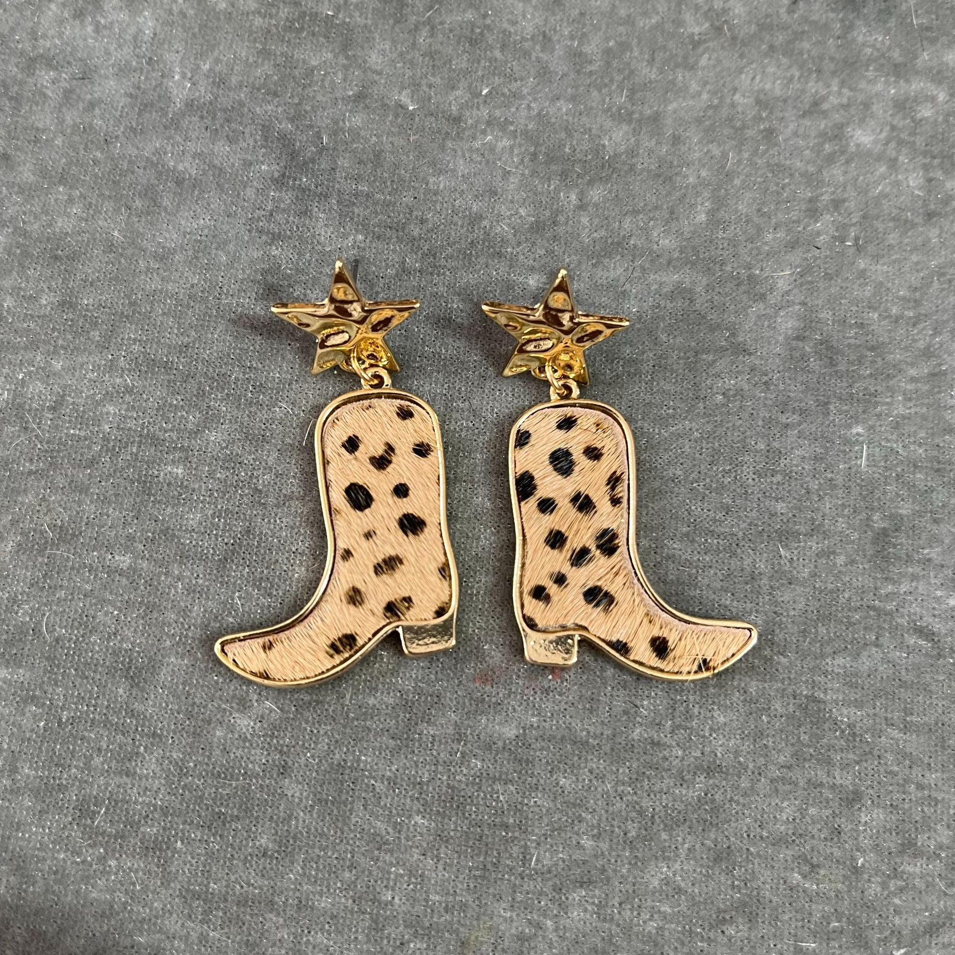 Pendientes de aleación de vaca lechosa al por mayor